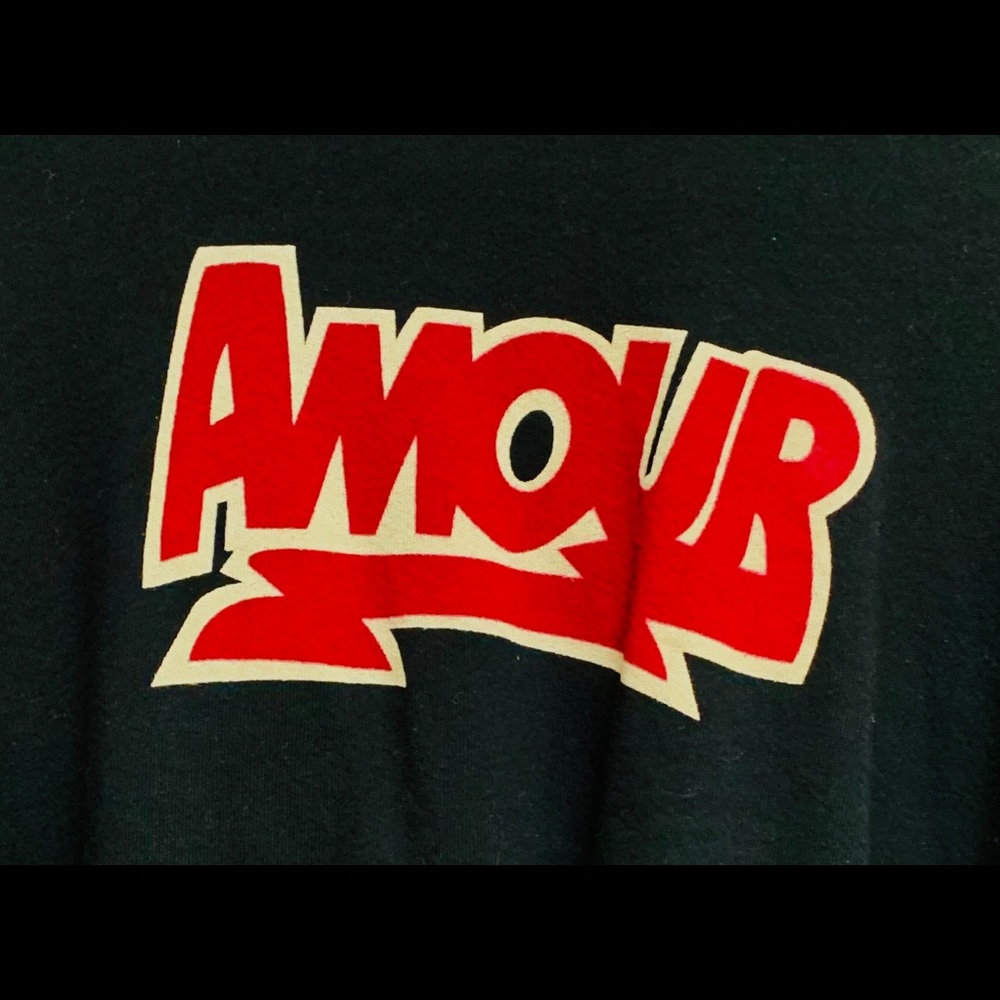 WOMEN’S DISTRESSED CROP TOP SWEATER